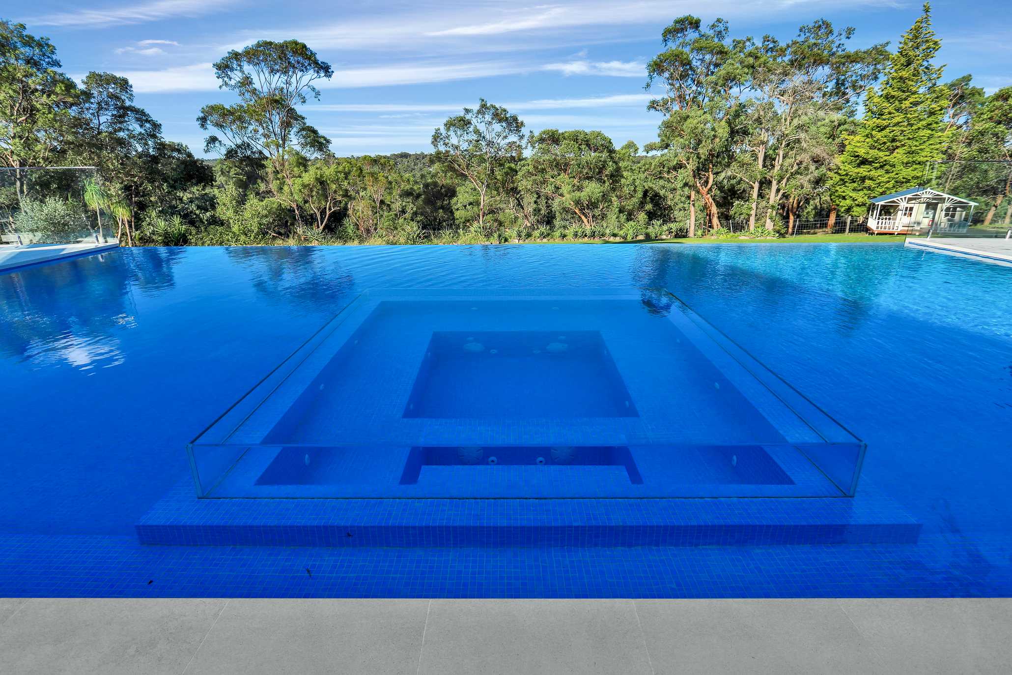 custom pool builder